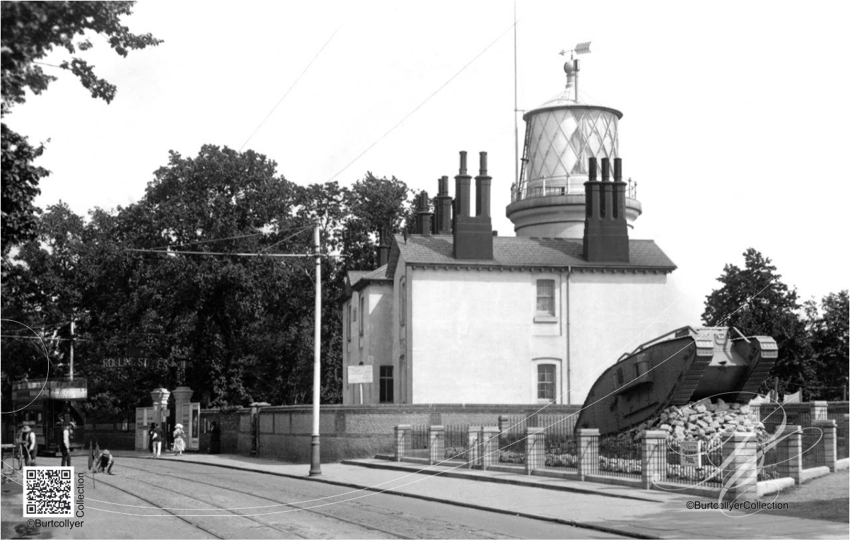 CREDIT:Burtcollyer bcc 1 High St Rolling Stones Tank