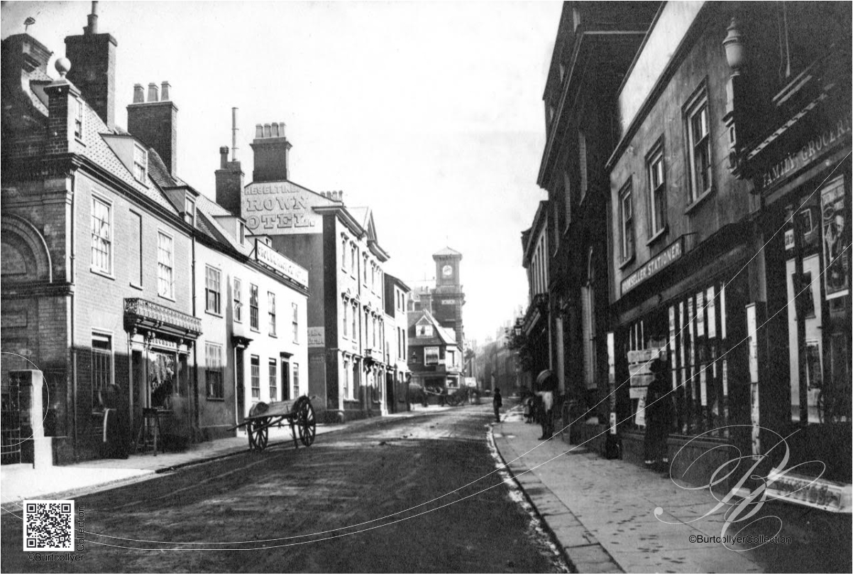 CREDIT:Burtcollyer 147 High St Crown Hotel