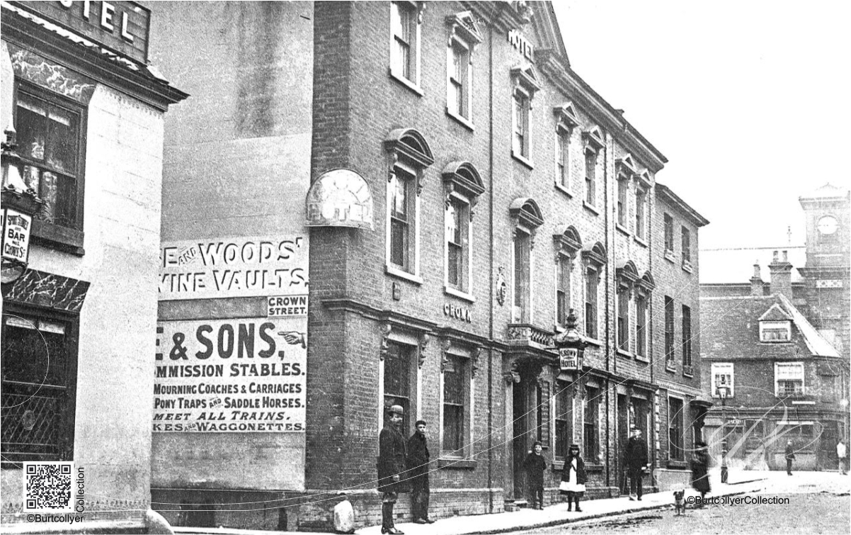 CREDIT:Burtcollyer bcc 150 High St Crown Hotel