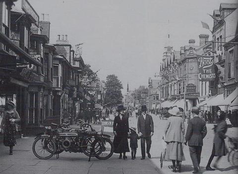 Boots 98 London Rd 1925 CREDIT:Crispin Hook