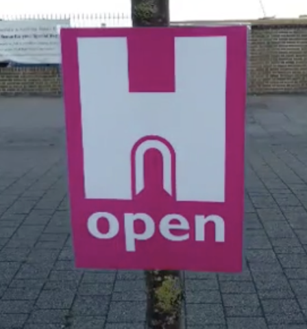 Picture of a pink H