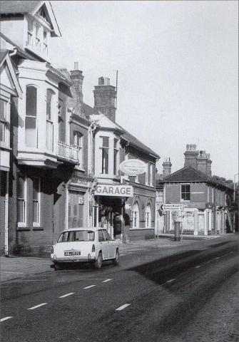 1976 CREDIT:Russell Walker