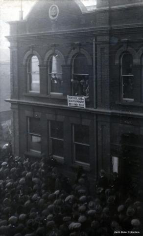 Declaration of General Election poll outside Lowestoft Town Hall, 16th November, 1922: